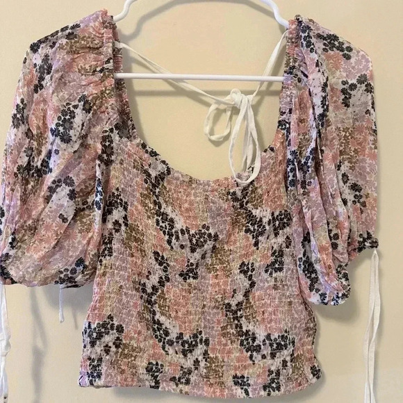 NWT Back on Top Smocked Floral Top By Free People Size: Xs - Picture 6 of 7